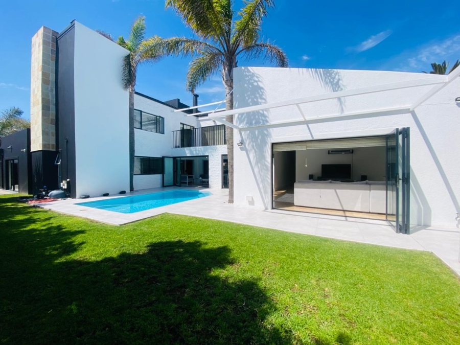5 Bedroom Property for Sale in Sunset Beach Western Cape